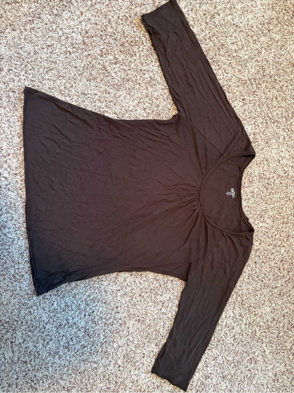 Old Navy Black Scoop Neck Long Sleeve Tee